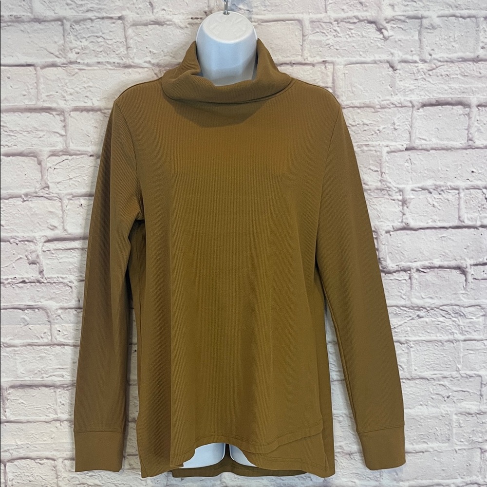 Eddie Bauer Women's Brown Turtleneck Top